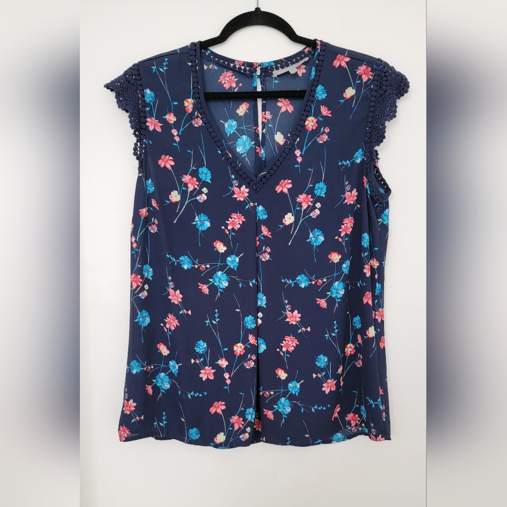 DANIEL RAINN Floral Navy Blue Sleeveless Top